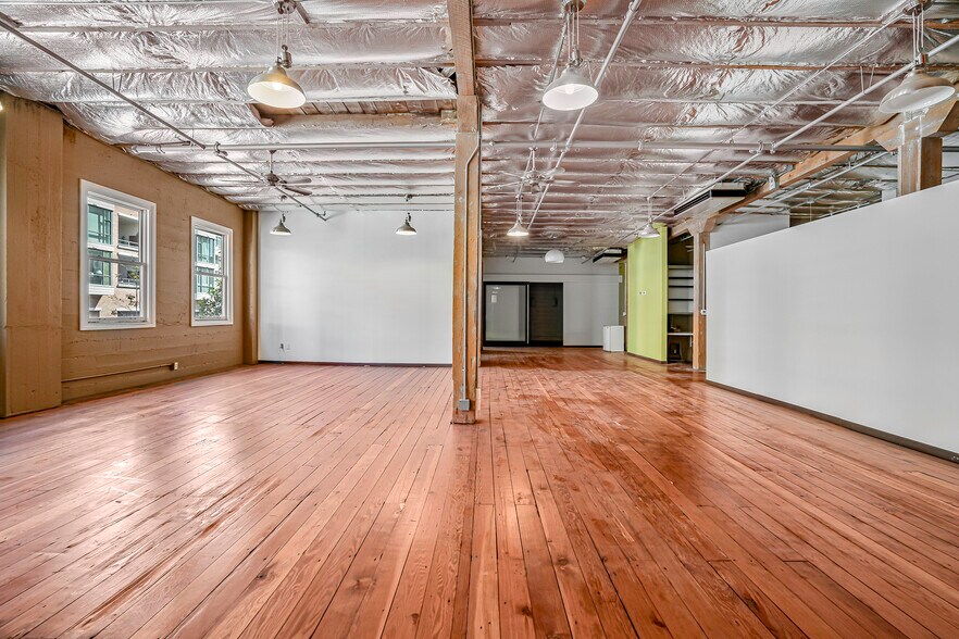 More Photos Of 629-639 J St, San Diego Storefront Retail Office For Lease