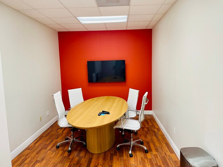 More Photos Of 2100 E Sample Rd, Lighthouse Point Coworking Space