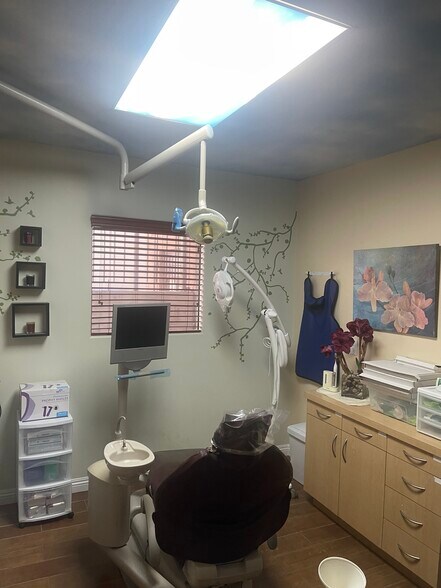 More Photos Of 3645 Overland Ave, Los Angeles Medical For Lease