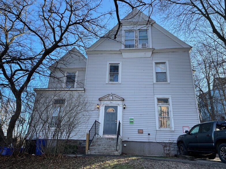 More Photos Of 101 Comstock Ave, Syracuse Apartments For Sale