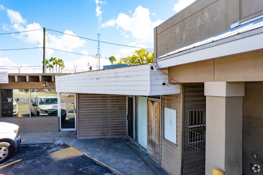 More Photos Of 4911-4935 E Broadway Ave, Tampa Storefront Retail Office For Sale