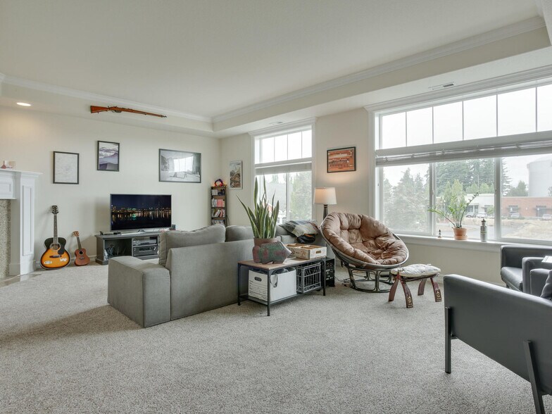 More Photos Of 1647 NE Market Dr, Fairview Apartments For Sale