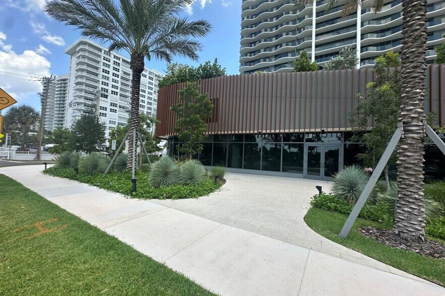 More Photos Of 900 N Ocean Blvd, Pompano Beach Apartments For Sale