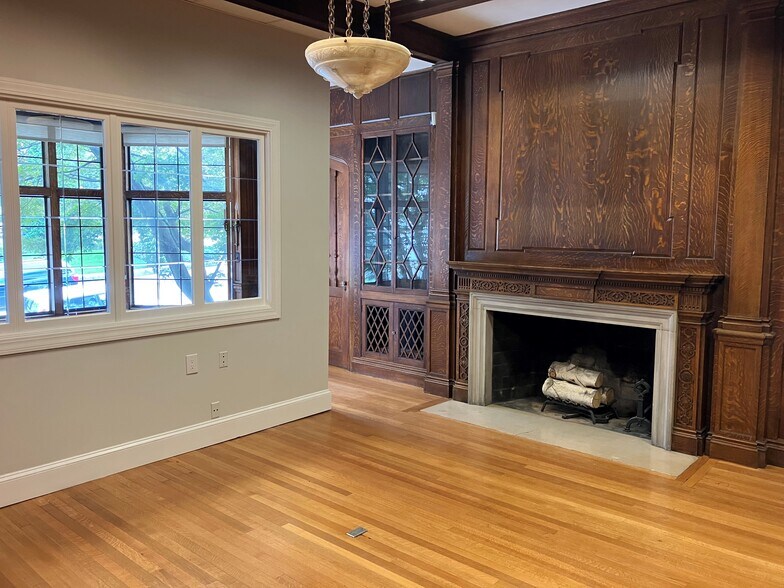 More Photos Of 71 Elm St, Worcester Office For Lease