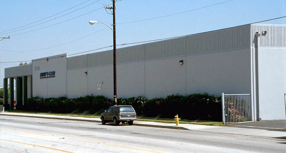 More Photos Of 15700 S Figueroa St, Gardena Manufacturing For Lease