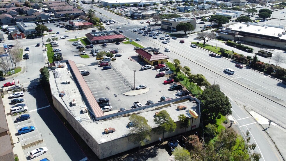 More Photos Of 2011-2037 N Main St, Salinas Unknown For Sale