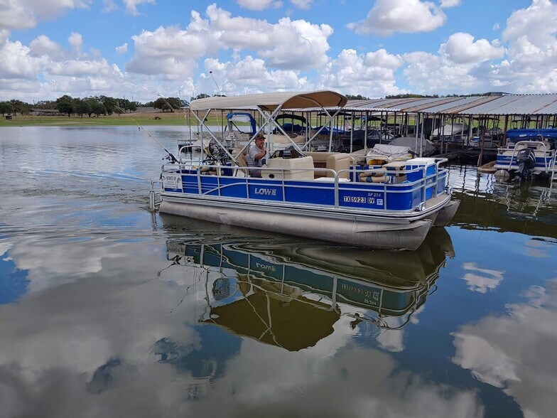 More Photos Of 505 Marina, Brenham Specialty For Sale