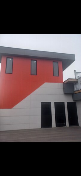 More Photos Of 177 Ocean Walk, Cherry Grove Restaurant For Lease