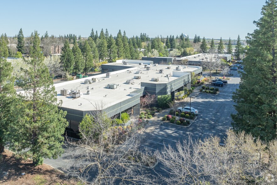 More Photos Of 3017 Kilgore Rd, Rancho Cordova Flex For Lease