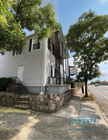 More Photos Of 6005-6009 Harford Rd, Baltimore Cemetery Mausoleum For Sale