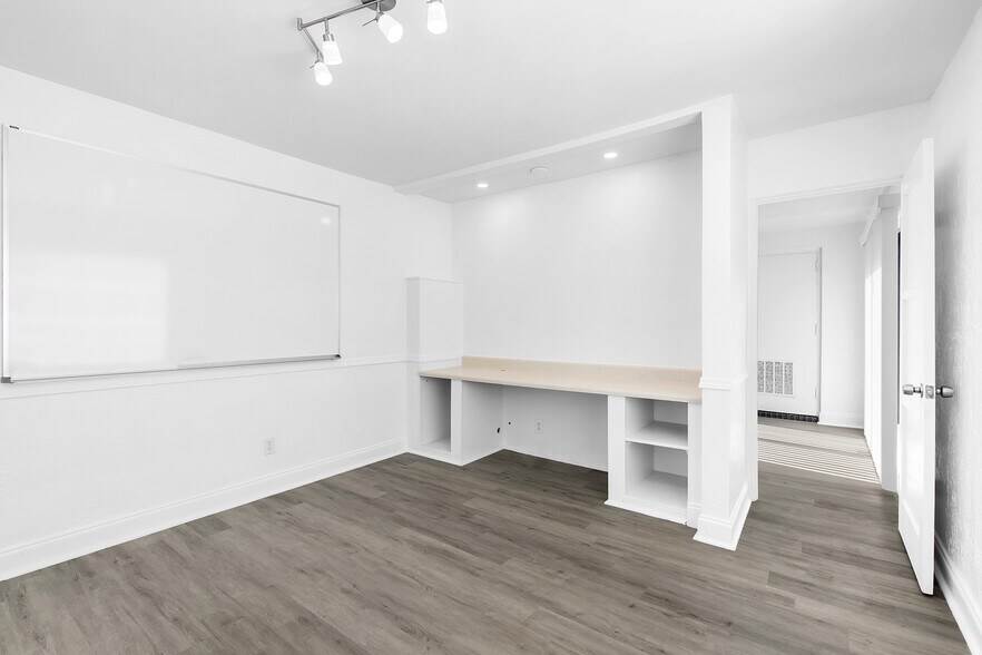 More Photos Of 811 E Las Olas Blvd, Fort Lauderdale Office For Lease