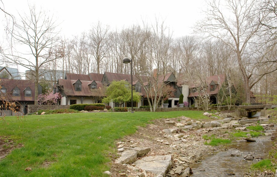 Primary Photo Of 1266 Manning Pky, Powell Office For Lease