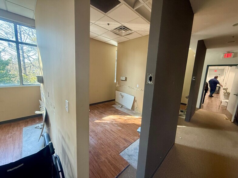 More Photos Of 449621 Us-301, Callahan Medical For Lease