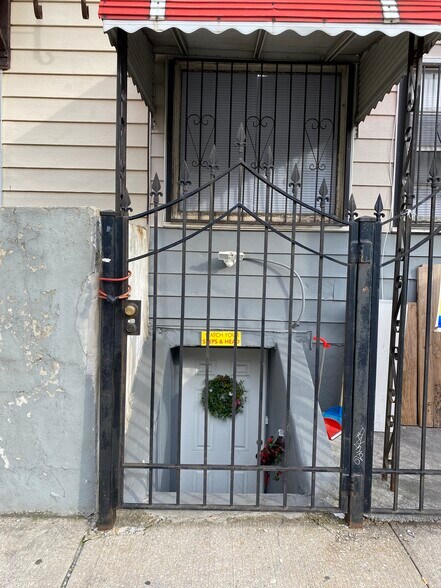 More Photos Of 29-15 Astoria Blvd, Astoria Apartments For Sale