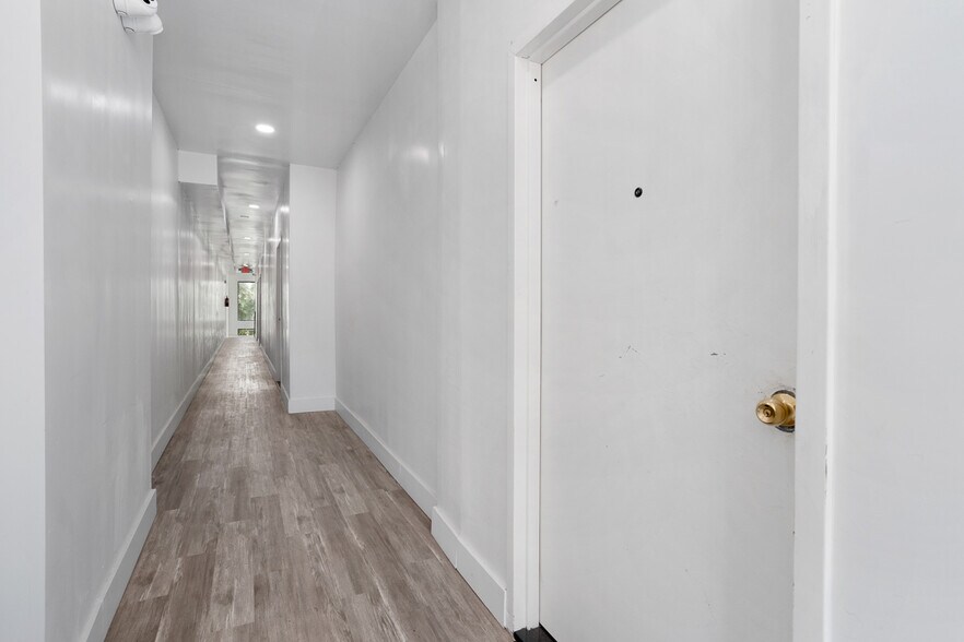 More Photos Of 15 Division Pl, Brooklyn Warehouse For Sale