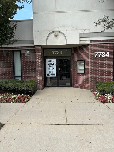 Primary Photo Of 7734 W North Ave, Elmwood Park Medical For Lease
