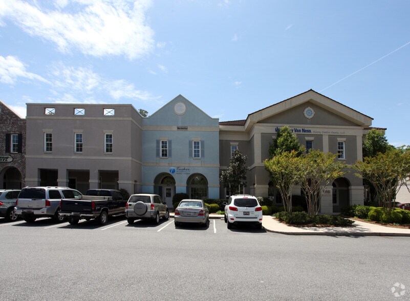 More Photos Of 1536 Fording Island Rd, Hilton Head Island Storefront Retail Office For Lease