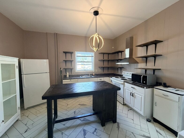 More Photos Of 228 E Washington St, Hagerstown Office Residential For Sale