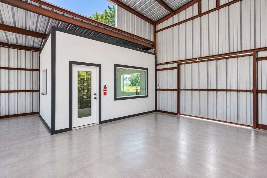 More Photos Of 17635 Kings Ct, Cypress Office Residential For Sale