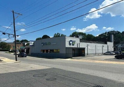 More Photos Of 710 Burmont Rd, Drexel Hill Drugstore For Lease