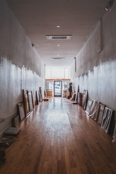 More Photos Of 32 Main St, Bisbee General Retail For Lease