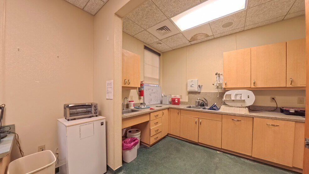 More Photos Of 7901 SW 45th Ave, Amarillo Office For Lease