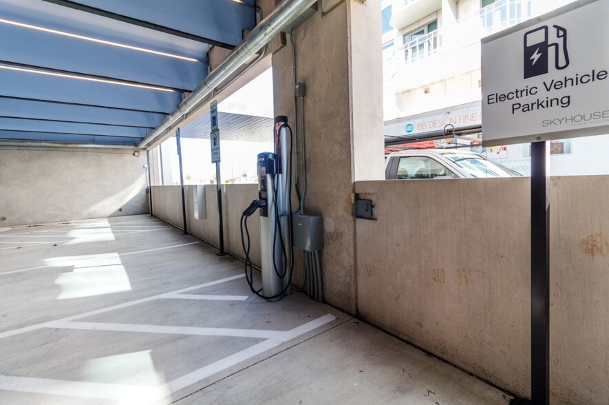 More Photos Of 6633 John Hickman Pky, Frisco Multifamily For Sale