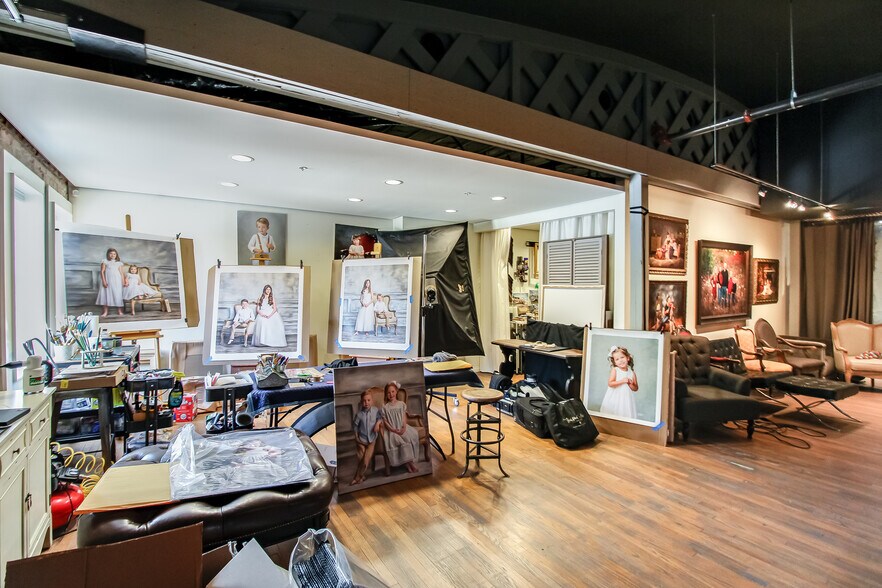 More Photos Of 225 S Knoblock St, Stillwater Storefront For Sale