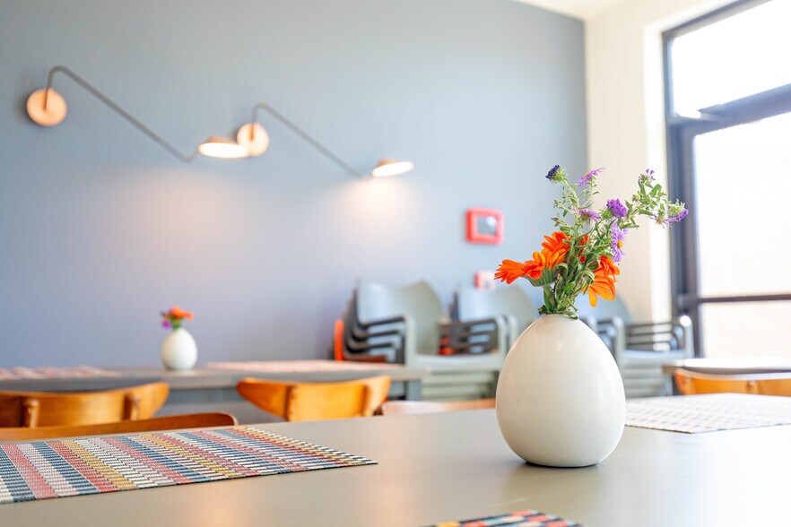 More Photos Of 5191 Sutter Park Way, Sacramento Apartments For Lease