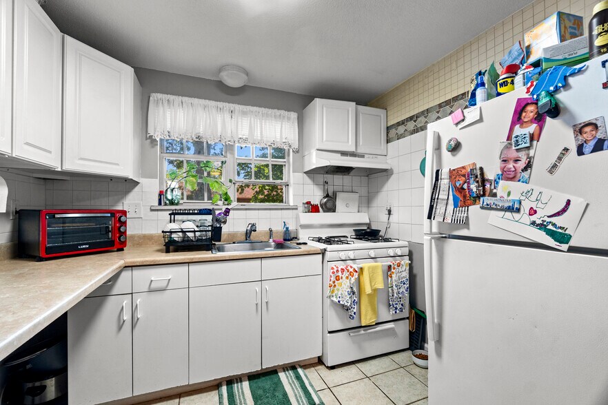 More Photos Of 162-164 Coe Ave, East Haven Apartments For Sale