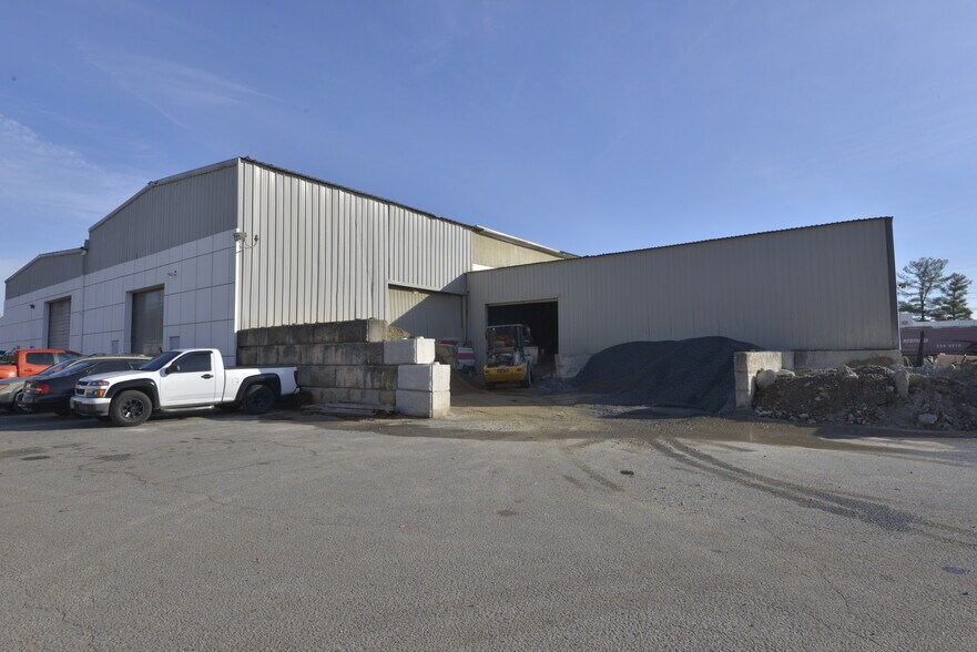 More Photos Of 97 Chimney Rock Rd, Bridgewater Unknown For Lease