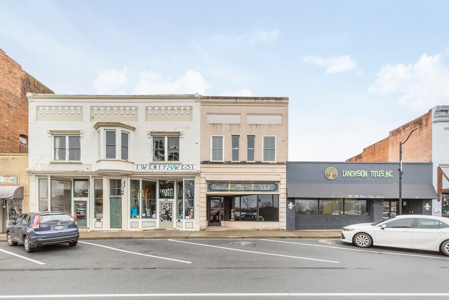 More Photos Of 212 E Main St, Walhalla Storefront For Sale