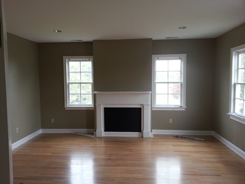 More Photos Of 292 Prospect Plains Rd, Cranbury Office For Lease