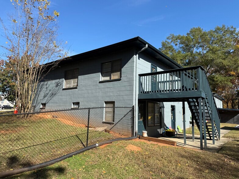 More Photos Of 96 W Felton Rd, Cartersville Office For Sale