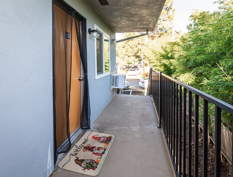 More Photos Of 162 Orr St, Auburn Apartments For Sale