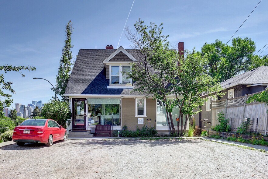 More Photos Of 1909 17th Ave SW, Calgary Office For Lease