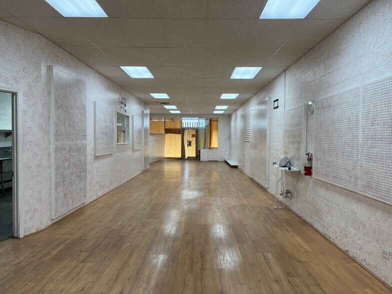 More Photos Of 23 Huntington Dr, Arcadia Storefront For Lease