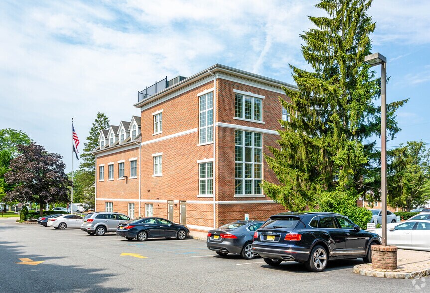 More Photos Of 6 Prospect St, Midland Park Office For Lease