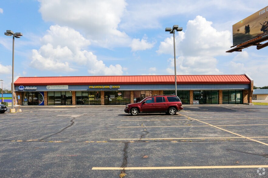 More Photos Of 1660-1728 Valley Loop Rd, Springfield Storefront Retail Office For Lease