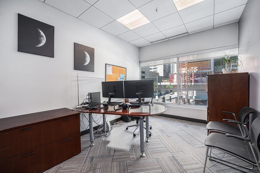 More Photos Of 1800 Glenarm Pl, Denver Office For Sale