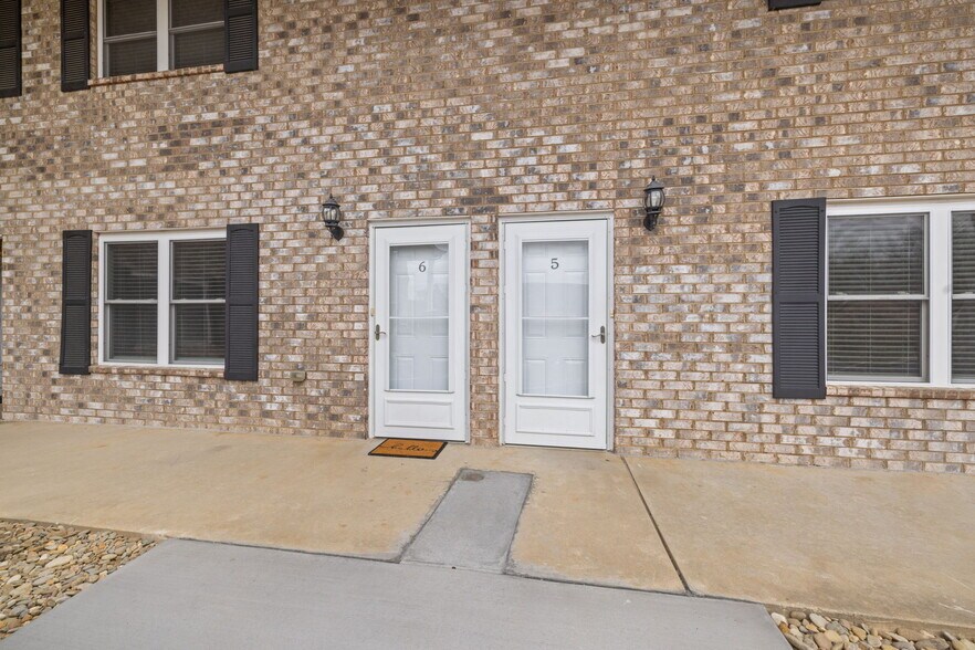 More Photos Of 730 Sir Echo Dr, Kingsport Multifamily For Sale