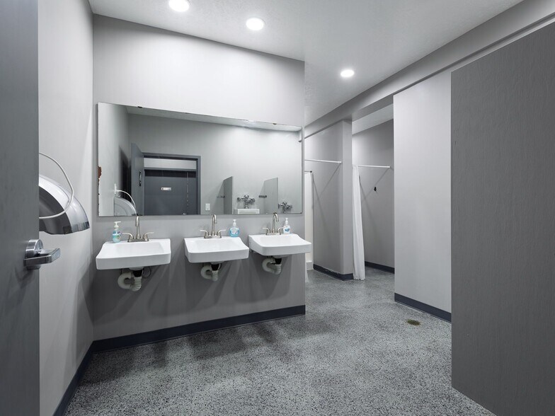 More Photos Of 17612 State Route 3, Watertown Showroom For Sale