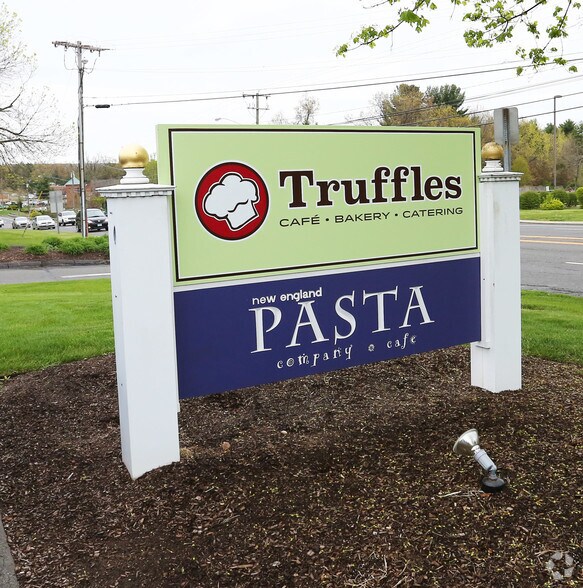 More Photos Of 300 W Main St, Avon Storefront Retail Office For Lease