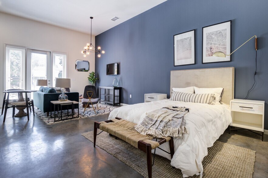 More Photos Of 725-735 Coleman Blvd, Mount Pleasant Apartments For Lease
