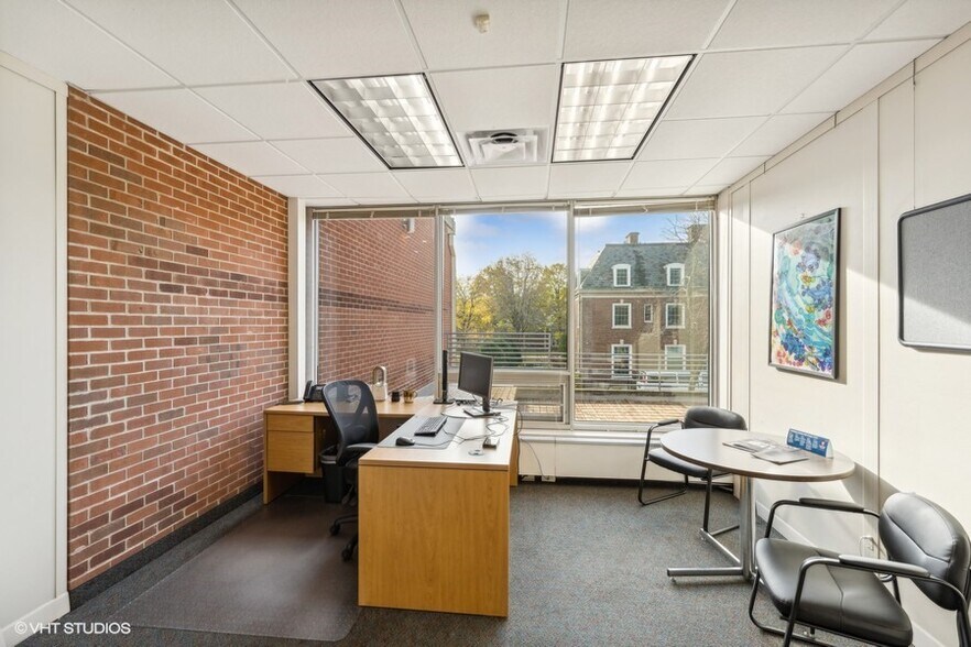 More Photos Of 2304 Park Ave, Minneapolis Medical For Sale