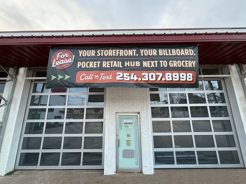 More Photos Of 1726 Austin Ave, Waco Storefront Retail Office For Lease