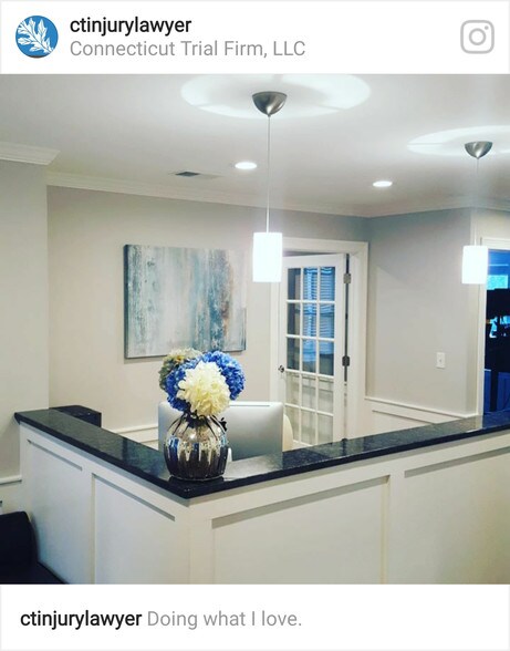 More Photos Of 437 Naubuc Ave, Glastonbury Office For Sale