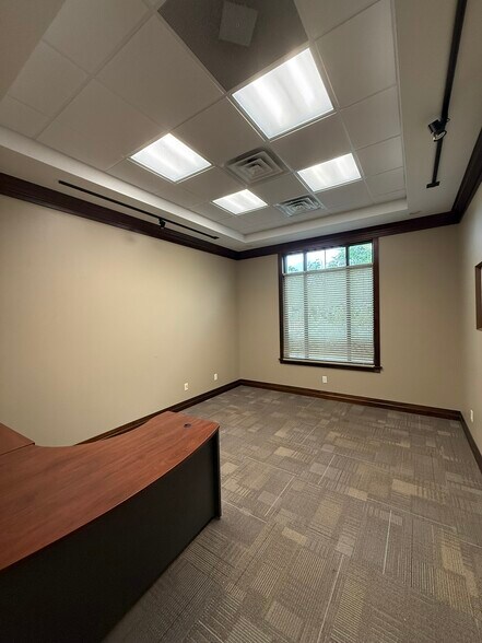More Photos Of 60 Main St, Hamburg Office For Lease
