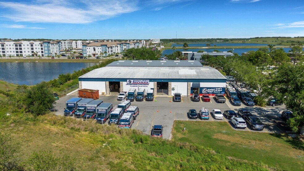 More Photos Of 215 Interstate Blvd, Sarasota Warehouse For Sale