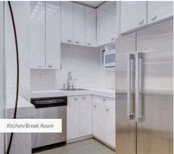 More Photos Of 2630 Croydon Dr, Surrey Medical For Sale